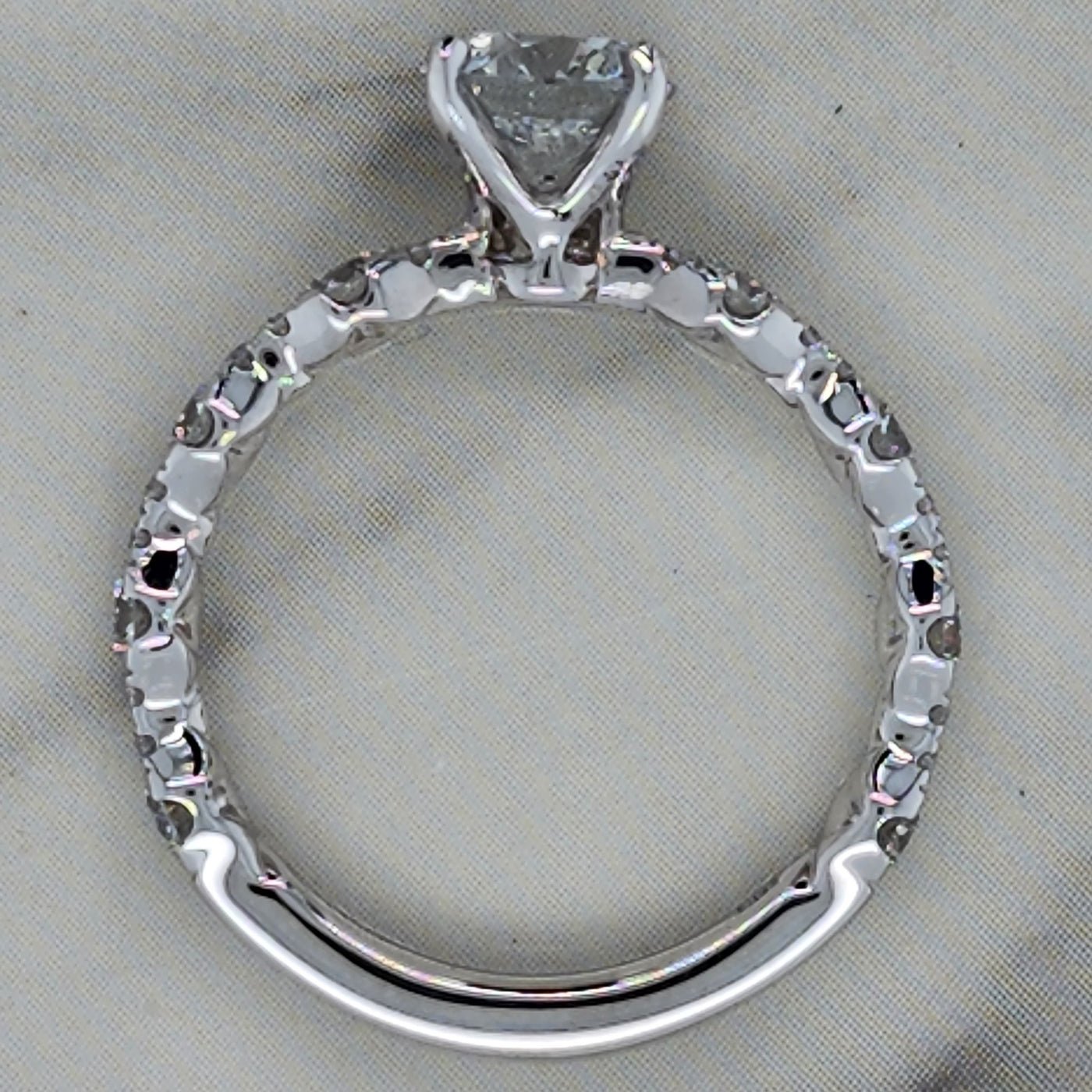 White Gold Engagement Ring With Round Center Diamond and Round Accents